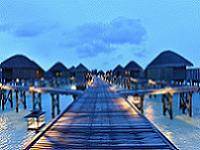 桟橋からの水上ヴィラ